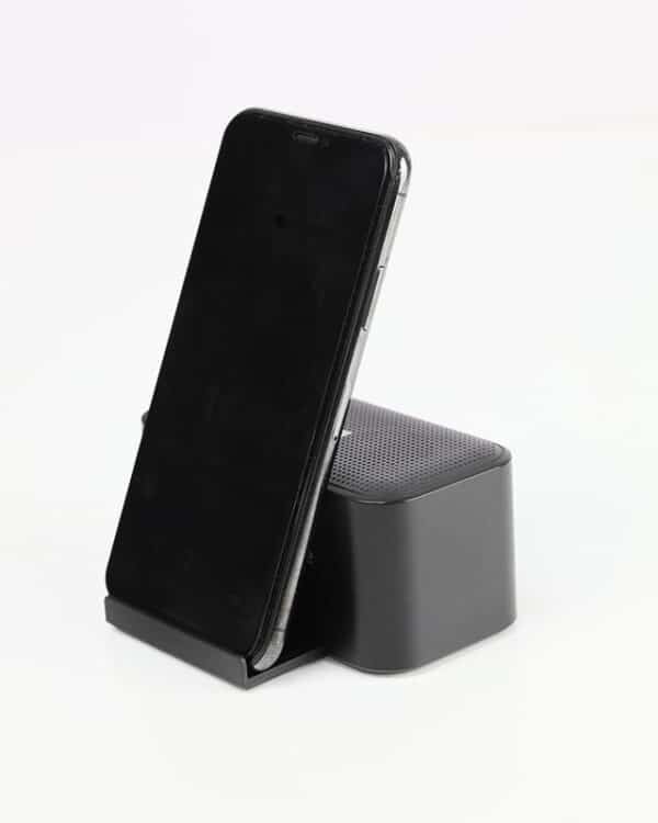 Musique - Wireless Speaker with Light Up Logo